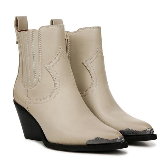 BRAND NEW IN BOX ZODIAC Women's Raylin Toe Cap Western Cowgirl Ankle Bootie 9.5 - Picture 1 of 11